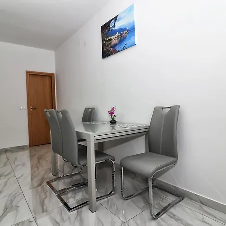 Apartments Amalia Rovinj Exterior photo
