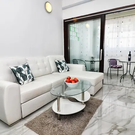 Apartments Amalia Rovinj Exterior photo