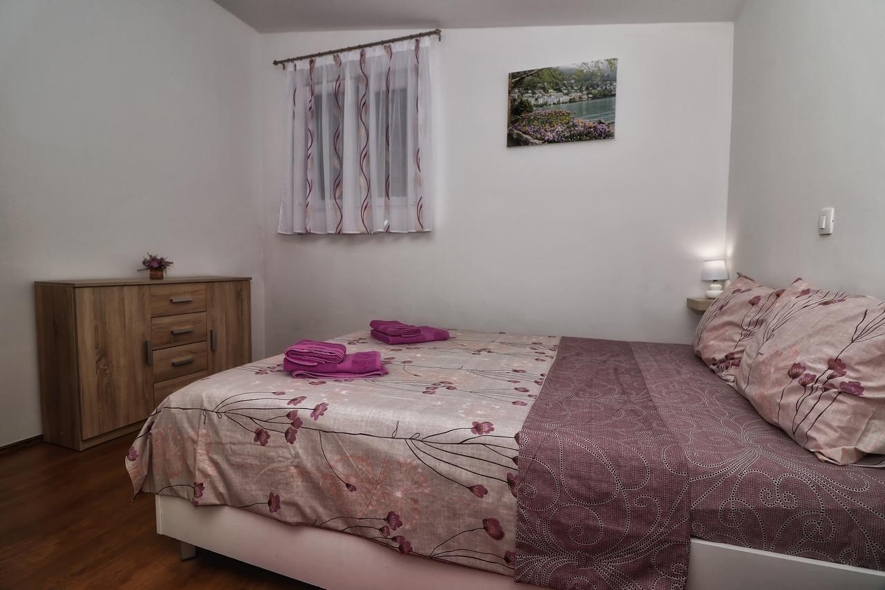 Apartment Amalia *