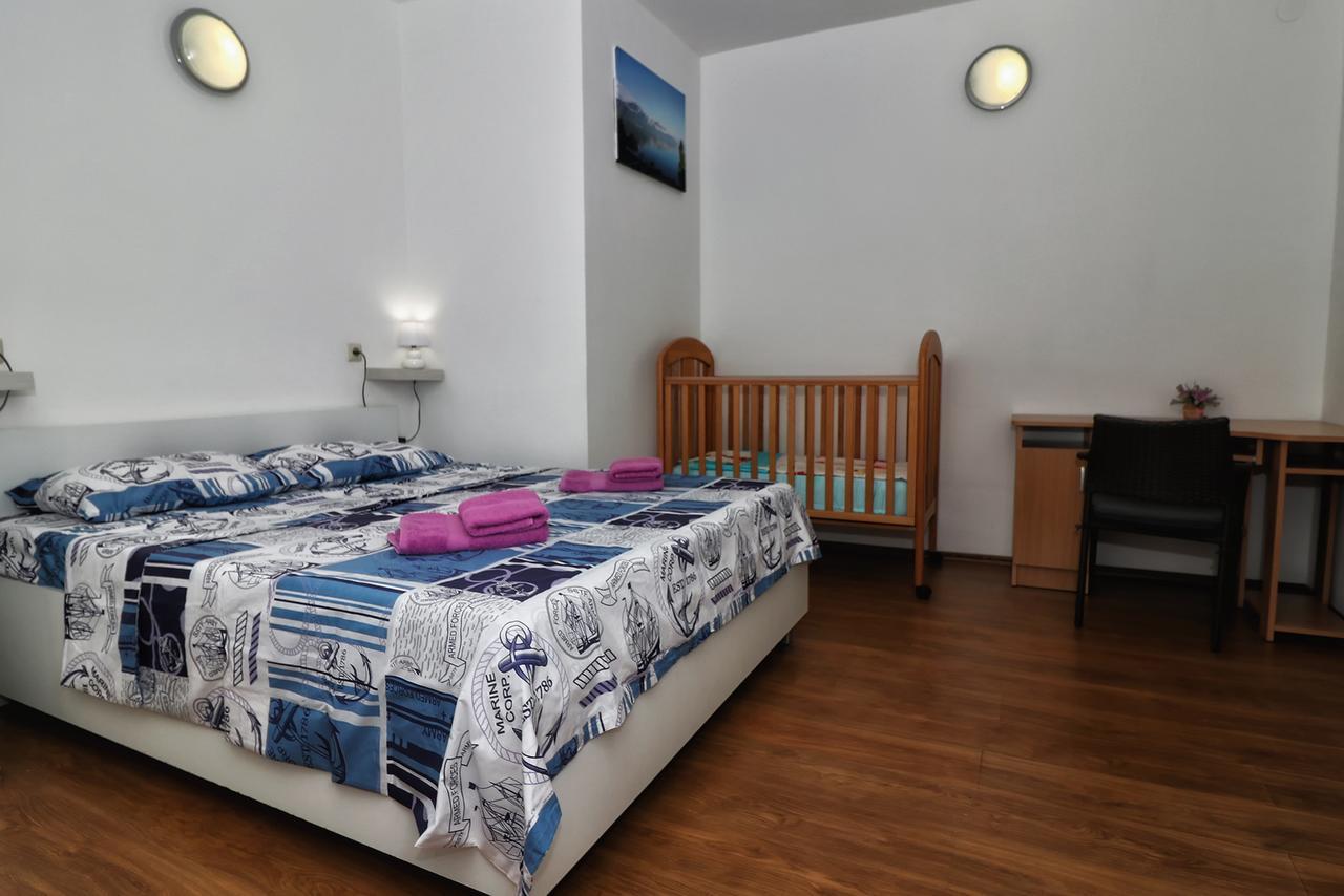 Amalia Apartment
